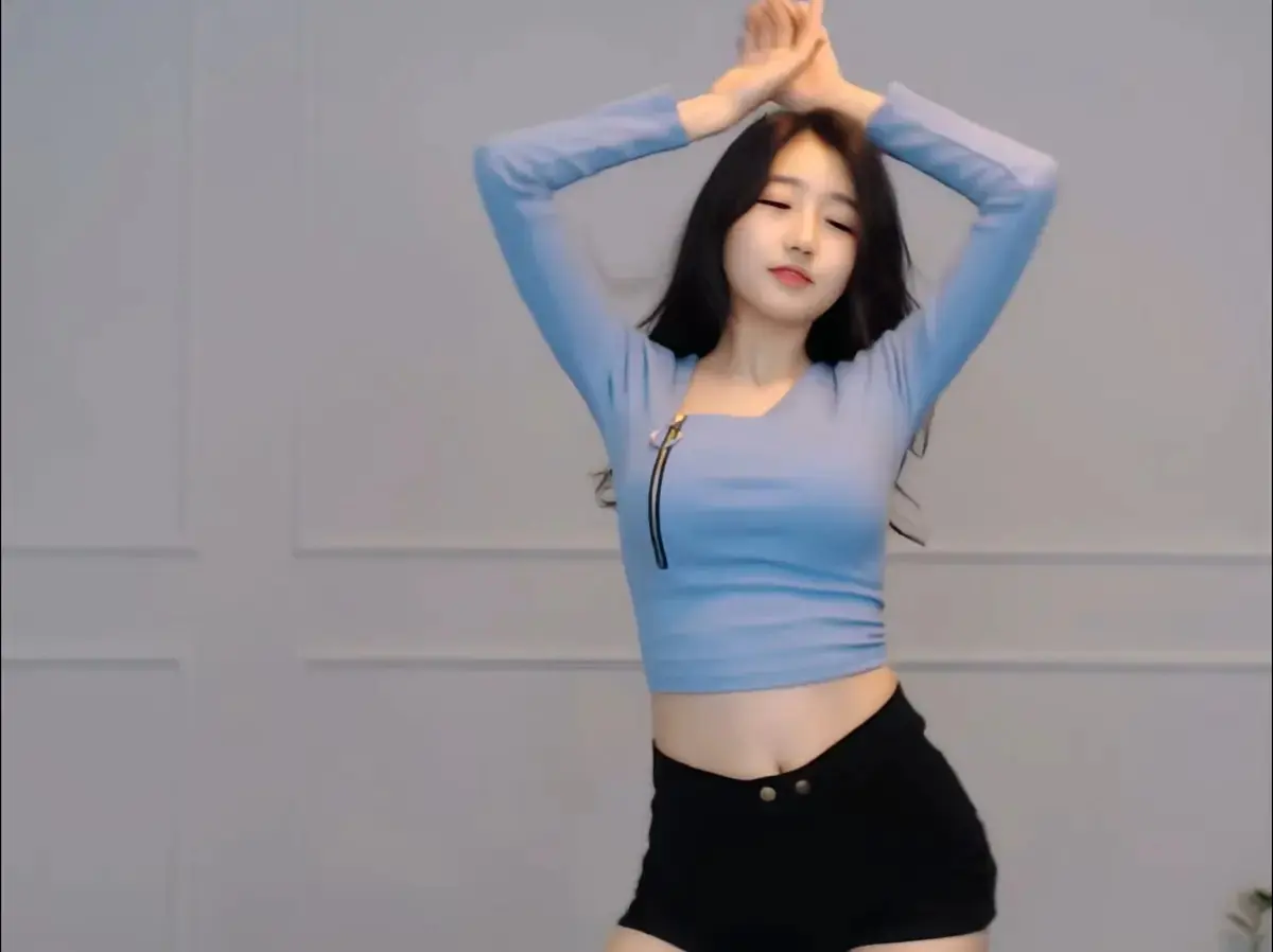 《onlyfans每日大赛》徐雅终极剪辑版-在线抢先看完整版-抖音爆款8月加长版免费观看-高能瞬间全收录
