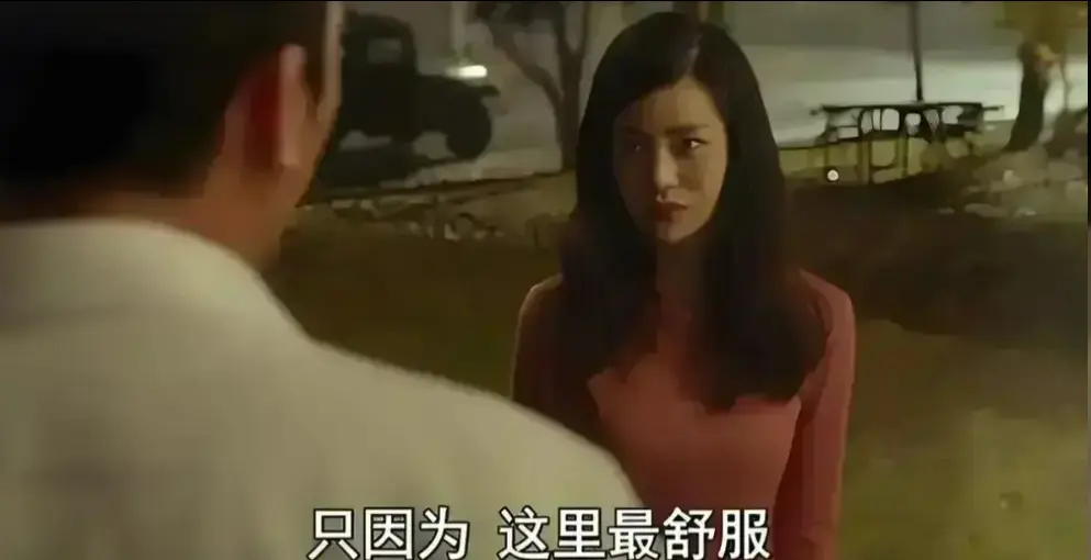 《骑骑上司妻》韩国伦理剧情片在线观看-《骑骑上司妻》职场权欲纠缠高清全集-无删减版免费播放地址下载