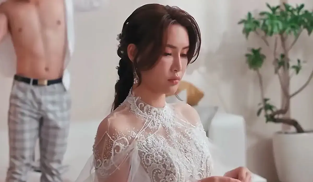 《小凤新婚》完整版全集高清在线观看-苏畅艾熙主演全程无删减-小凤新婚免费无广告播放