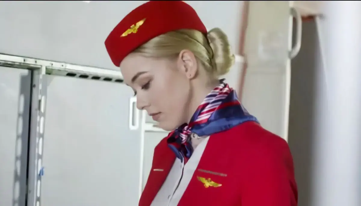 《法国航空 / 法国空姐》无删减版全集播放-法国空姐2019多塞尔航空HD高清-正版官方在线观看免费