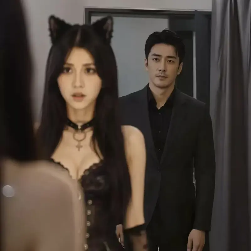 《不能碰的猫耳女下属的秘密》完整版合集-2026都市职场悬疑AI短剧-谜团探寻坚守底线反转追剧-不能碰的猫耳女下属的秘密全网爆火