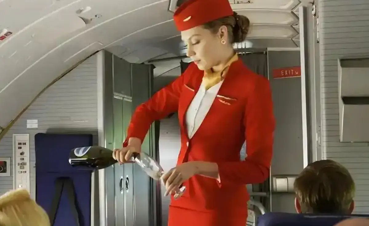 《法国空乘4》未删减版高清全集免费在线观看-电影法国空乘4超清完整版无广告1080P-法国空乘4蓝光中字全集完整版-策驰影院免费播放